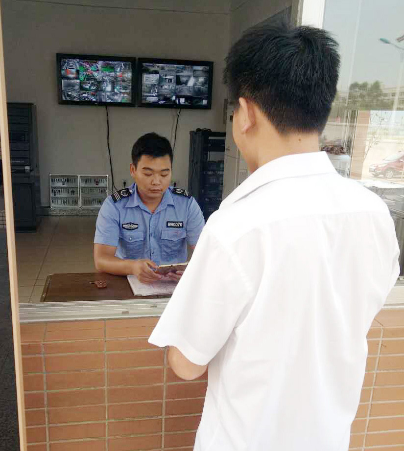 八•一建军节‖深联汽车和记娱乐·H88厂向中国军人致敬