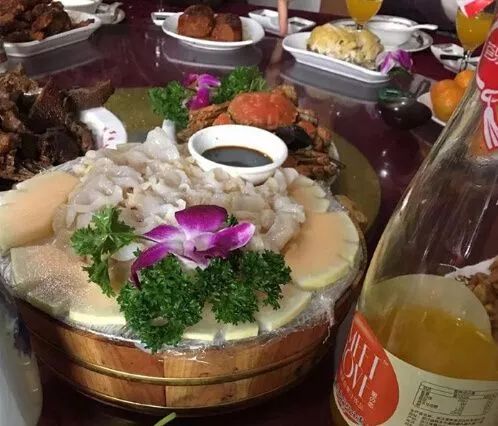 同事结婚只给100红包，线路板厂小编都觉得尴尬，结果…广东人的评论亮了，哈哈哈